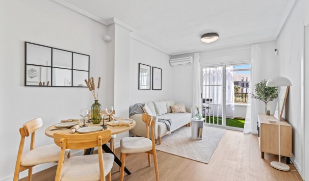 Resale - Apartment -
Playa Flamenca - Costa Blanca