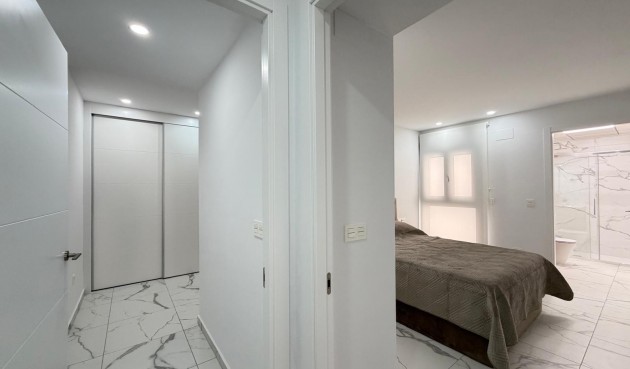 Resale - Apartment -
Torrevieja - Estacion De Autobuses