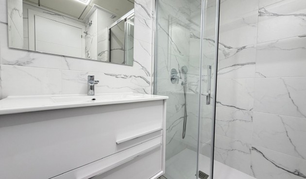 Resale - Apartment -
Torrevieja - Estacion De Autobuses