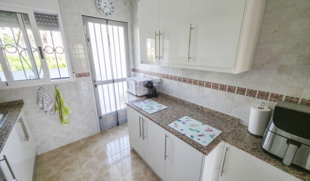 Resale - Apartment -
Villamartin - Costa Blanca