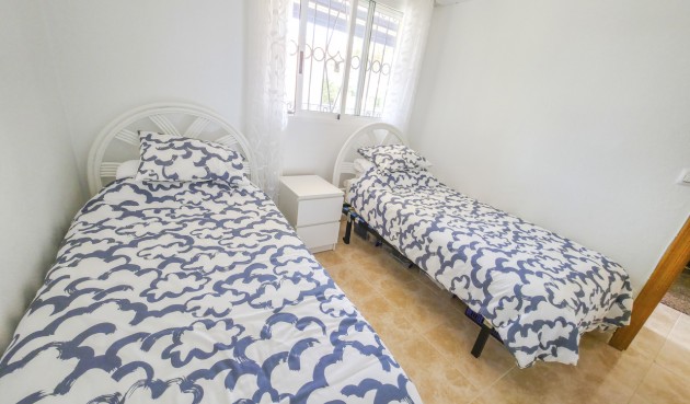 Resale - Apartment -
Villamartin - Costa Blanca