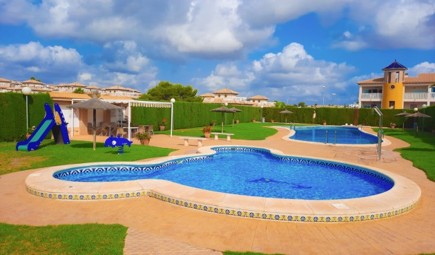 Resale - Apartment -
Villamartin - Costa Blanca