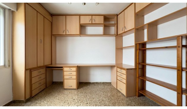 Resale - Apartment -
Denia - Costa Blanca