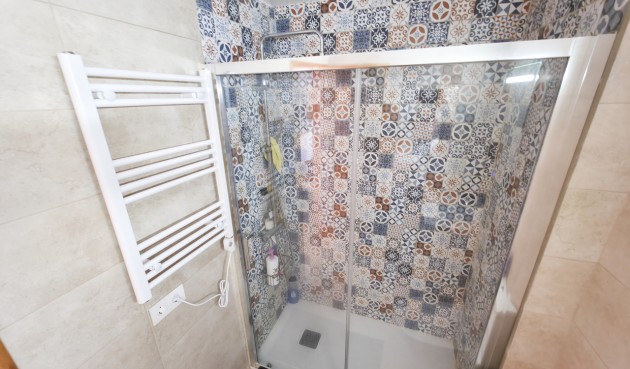 Resale - Apartment -
Villamartin - Costa Blanca