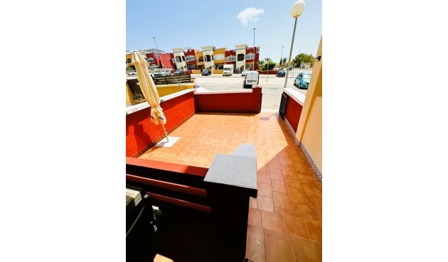 Resale - Bungalow -
Orihuela Costa - Costa Blanca