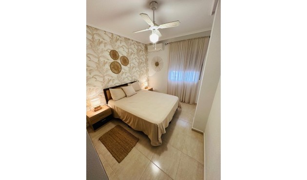 Resale - Bungalow -
Orihuela Costa - Costa Blanca