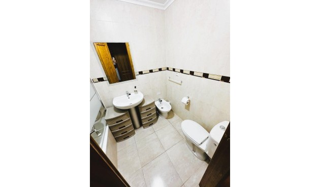Resale - Bungalow -
Orihuela Costa - Costa Blanca