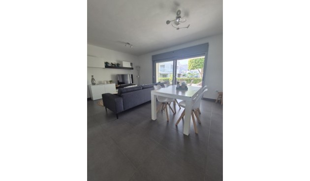 Resale - Bungalow -
Vistabella Golf Entre Naranjos - Inland