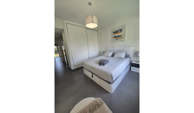Resale - Bungalow -
Vistabella Golf Entre Naranjos - Inland