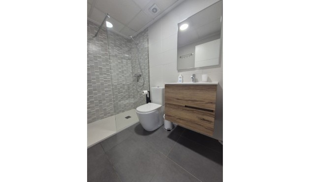 Resale - Bungalow -
Vistabella Golf Entre Naranjos - Inland