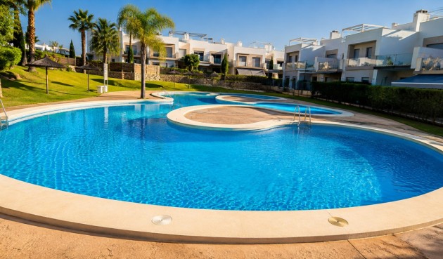 Resale - Bungalow -
Vistabella Golf Entre Naranjos - Inland