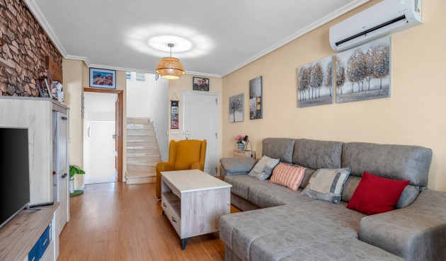Resale - Semi Detached -
San Miguel de Salinas - Costa Blanca