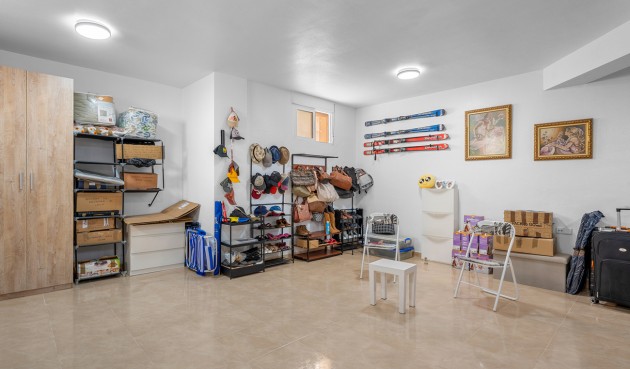 Resale - Semi Detached -
San Miguel de Salinas - Costa Blanca