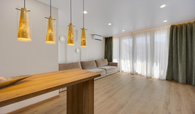 Resale - Apartment -
Torrevieja - Costa Blanca