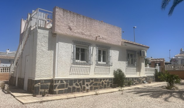Resale - Villa -
Camposol - Inland