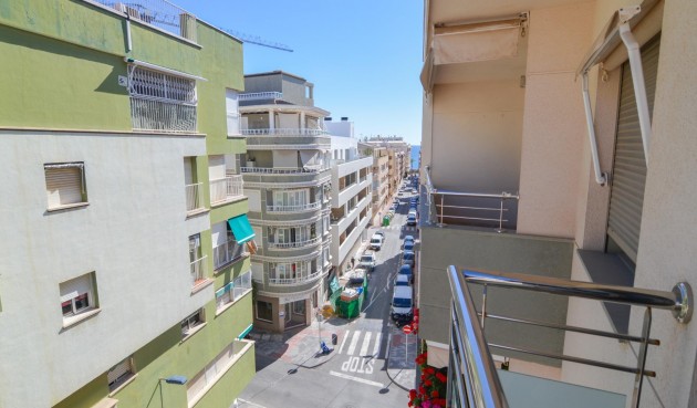 Resale - Apartment -
Torrevieja - Playa del Cura