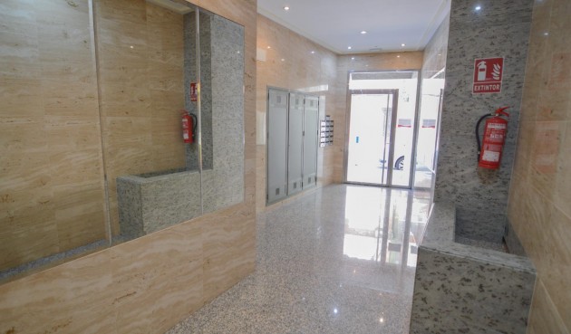 Resale - Apartment -
Torrevieja - Playa del Cura