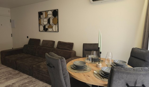 Resale - Bungalow -
Torrevieja - Los Europeos