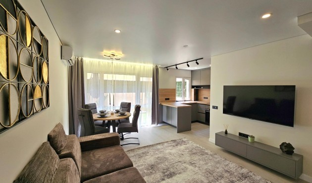 Resale - Bungalow -
Torrevieja - Los Europeos