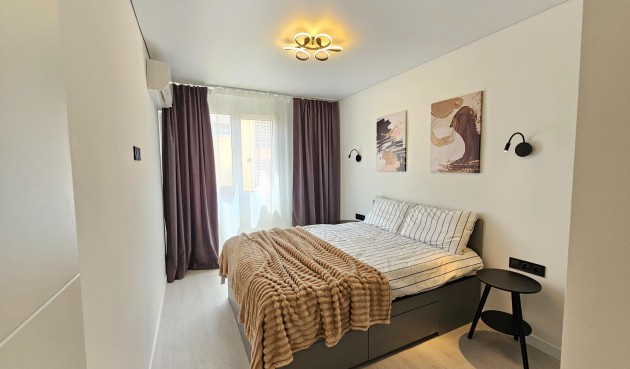 Resale - Bungalow -
Torrevieja - Los Europeos