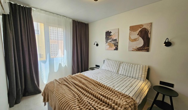 Resale - Bungalow -
Torrevieja - Los Europeos