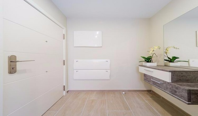 Resale - Apartment -
Torrevieja - La Mata
