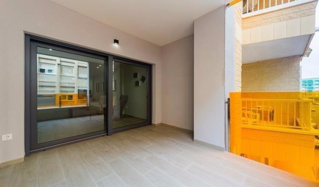 Resale - Apartment -
Torrevieja - La Mata