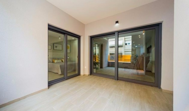 Resale - Apartment -
Torrevieja - La Mata