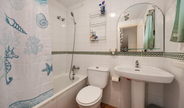 Resale - Villa -
Torrevieja - Torretas
