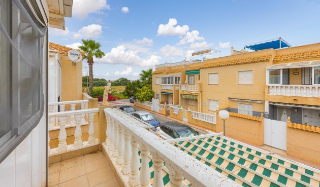 Resale - Villa -
Torrevieja - Torretas