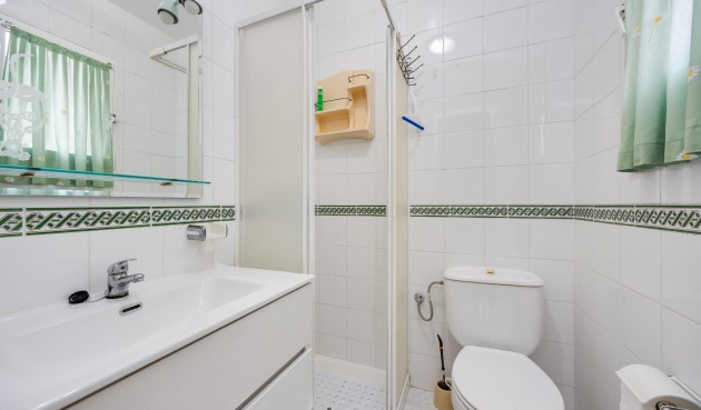 Resale - Villa -
Torrevieja - Torretas