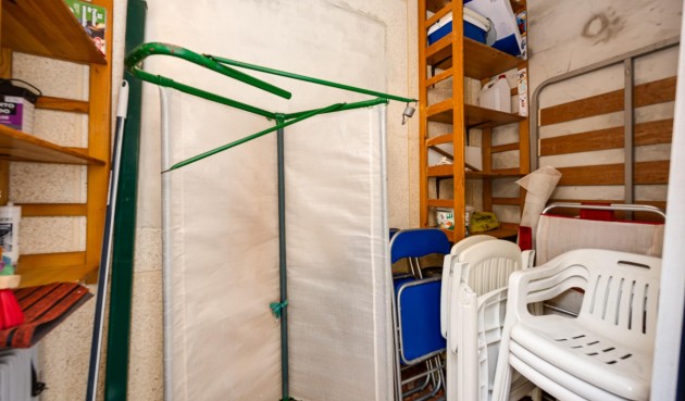 Resale - Villa -
Torrevieja - Torretas