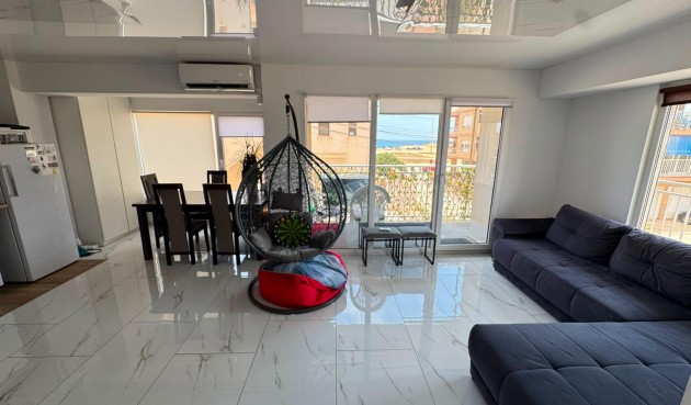 Resale - Apartment -
Torrevieja - Zona Los Frutales