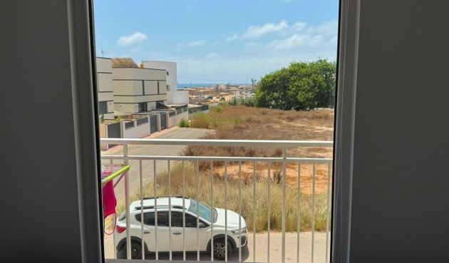 Resale - Apartment -
Torrevieja - Zona Los Frutales