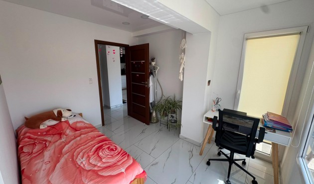 Resale - Apartment -
Torrevieja - Zona Los Frutales