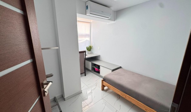 Resale - Apartment -
Torrevieja - Zona Los Frutales