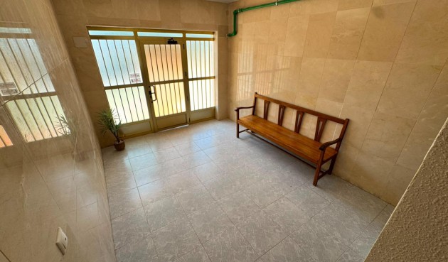 Resale - Apartment -
Torrevieja - Zona Los Frutales