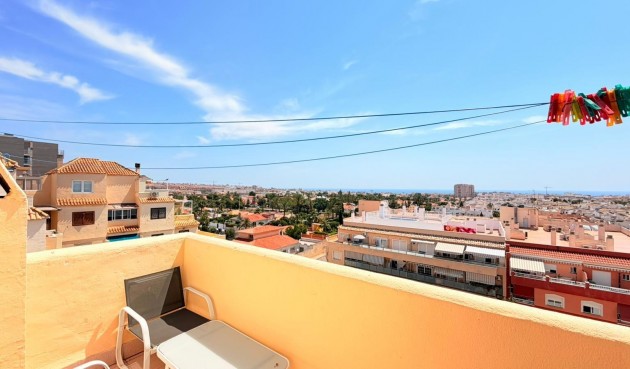 Resale - Apartment -
Torrevieja - Nueva Torrevieja