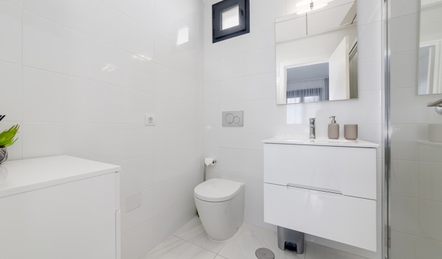 Resale - Town House -
Villamartin - Costa Blanca
