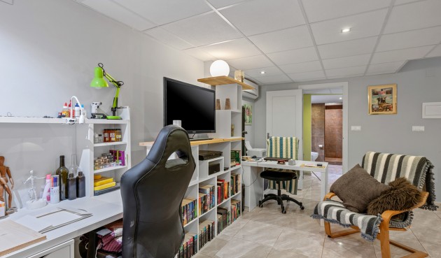 Resale - Town House -
San Miguel de Salinas - Inland