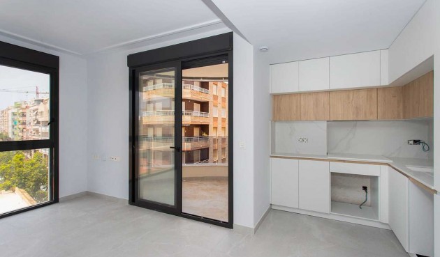 Resale - Apartment -
Torrevieja - Costa Blanca