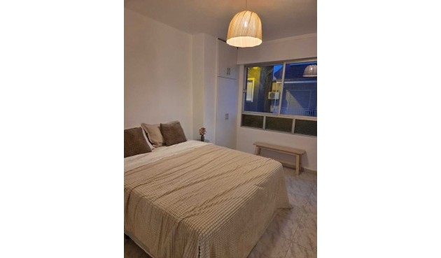 Reventa - Apartment -
Torrevieja - Habaneras