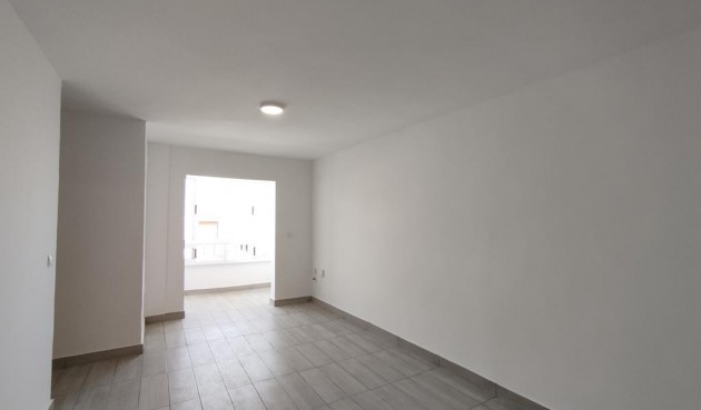 Resale - Apartment -
Torrevieja - Habaneras