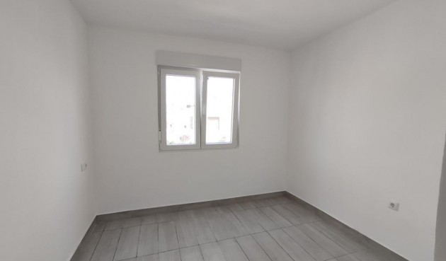 Resale - Apartment -
Torrevieja - Habaneras
