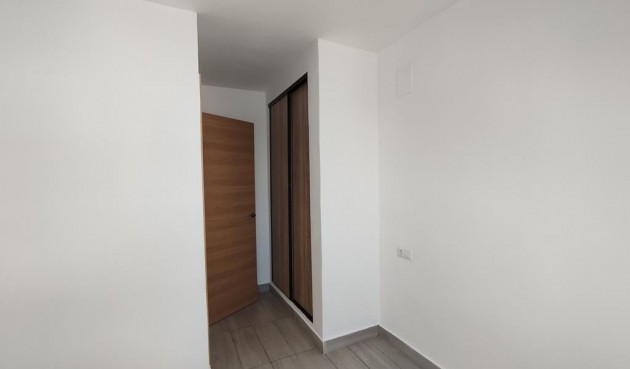 Resale - Apartment -
Torrevieja - Habaneras