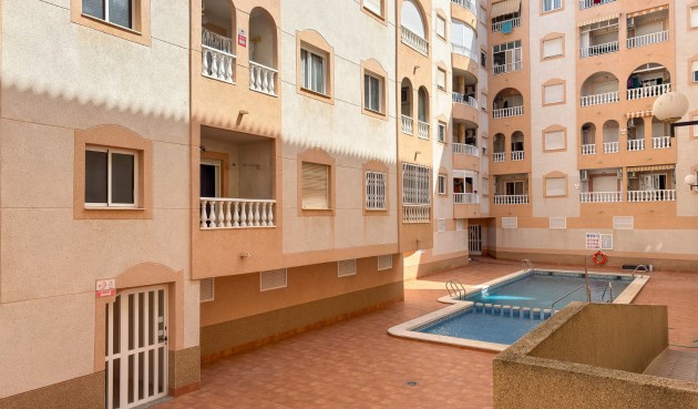 Resale - Apartment -
Torrevieja - Costa Blanca