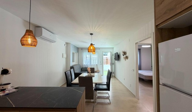 Resale - Bungalow -
Torrevieja - La Veleta