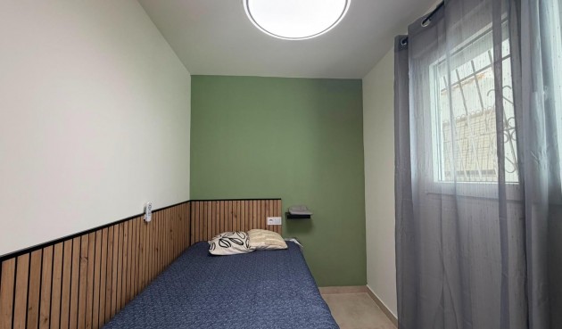 Resale - Bungalow -
Torrevieja - La Veleta