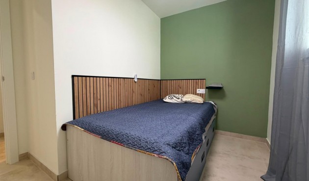 Resale - Bungalow -
Torrevieja - La Veleta