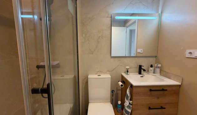 Resale - Bungalow -
Torrevieja - La Veleta